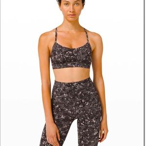 Lululemon Flow Y bra NULU - multi